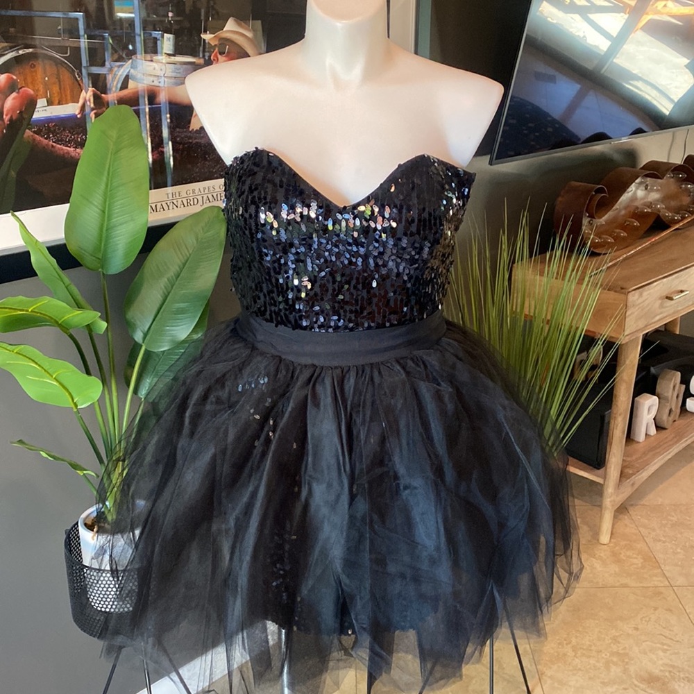 Mark & James Badgley Mischka Black Mini Strapless Sequin Dress w/Removable Tutu